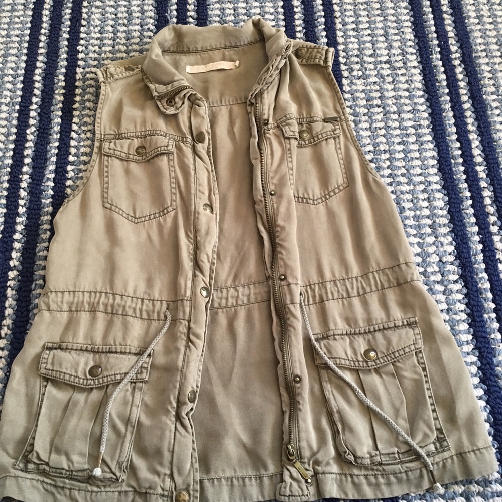Army green vest